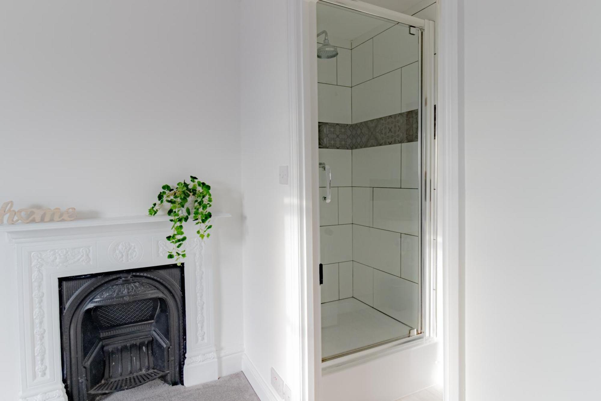 Fabulous, Vibrant, Town House, Central Bath Road Cheltenham Eksteriør bilde